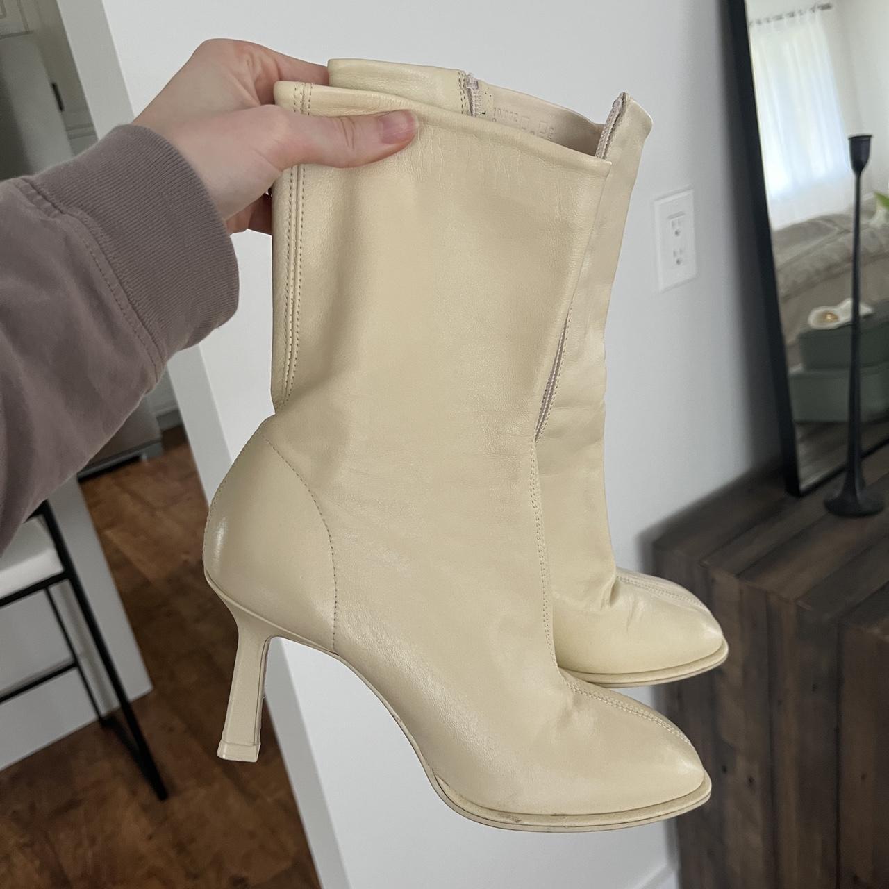 Zara Women's Cream Boots Depop
