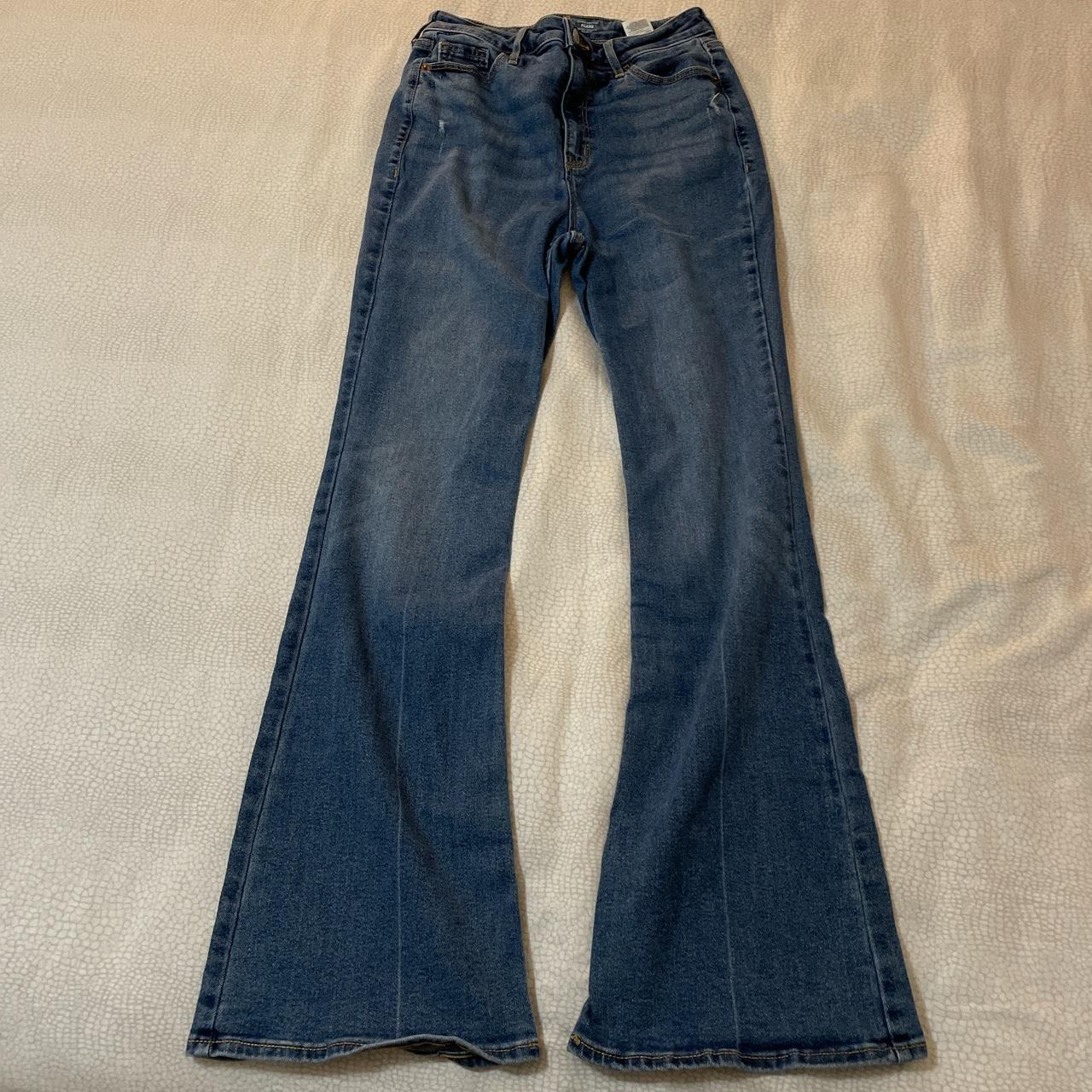 old navy jeans - size 4 flare cut, high... - Depop