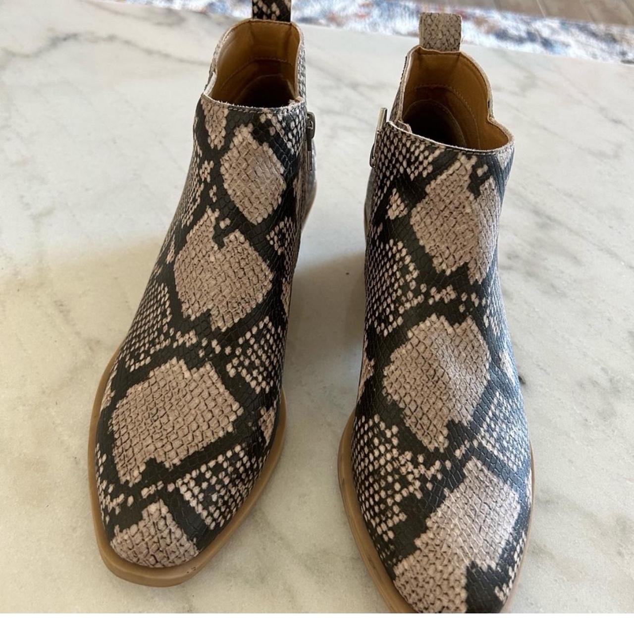 dolce vita western booties