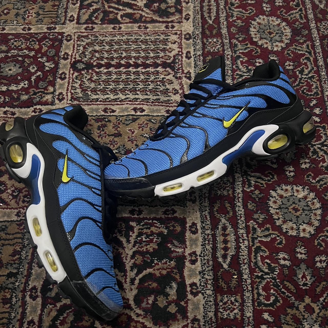 tn blue nike