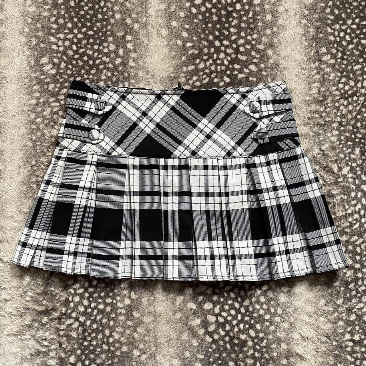 Vintage pleated black and white plaid mini skirt... - Depop