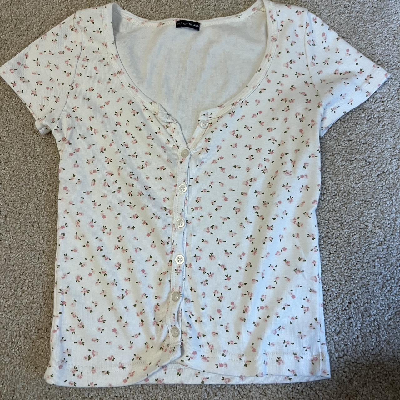 Brandy Melville Floral Zelly Top. Worn A Few Times... - Depop