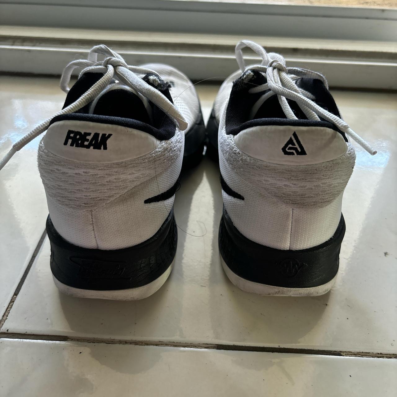 シューズ(男性用) Nike Zoom Freak 4 \"Black/White\" Nike Zoom Freak 4 Review - Soleracks