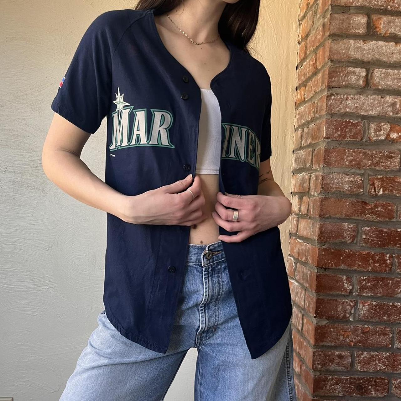 item listed by wanderandwear