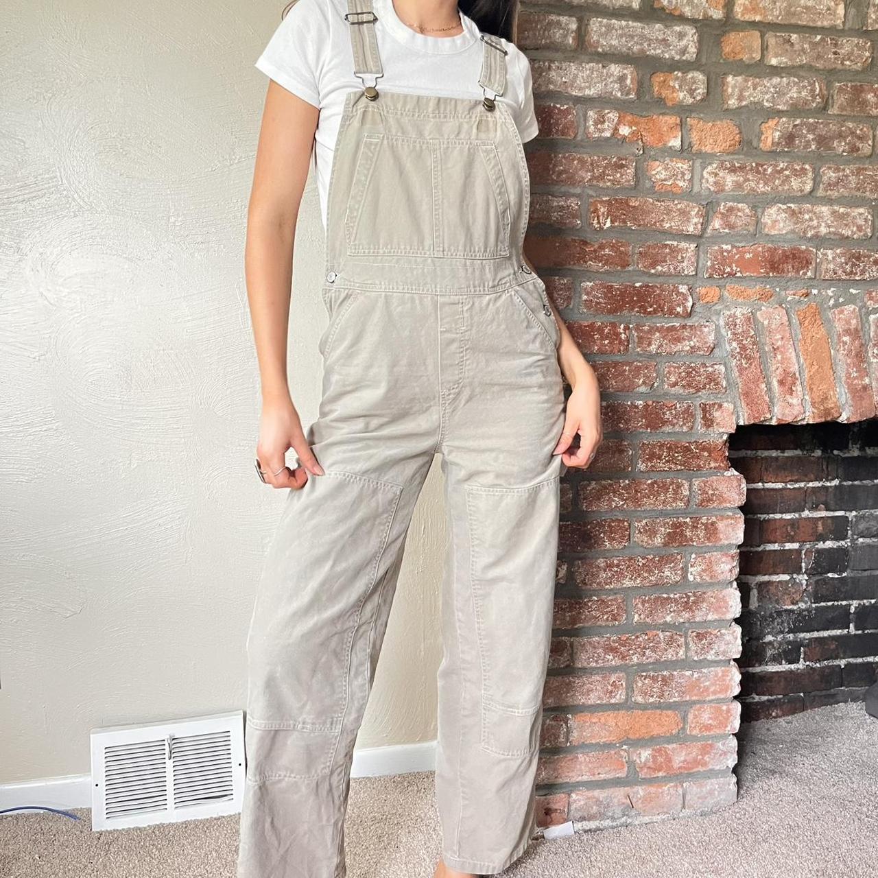 item listed by wanderandwear