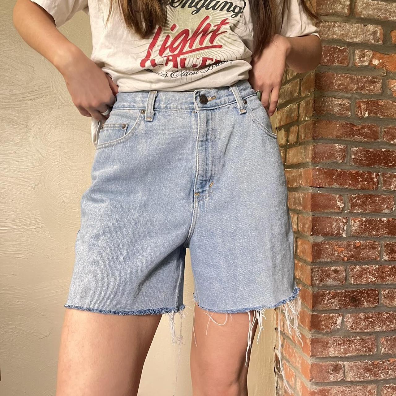 item listed by wanderandwear