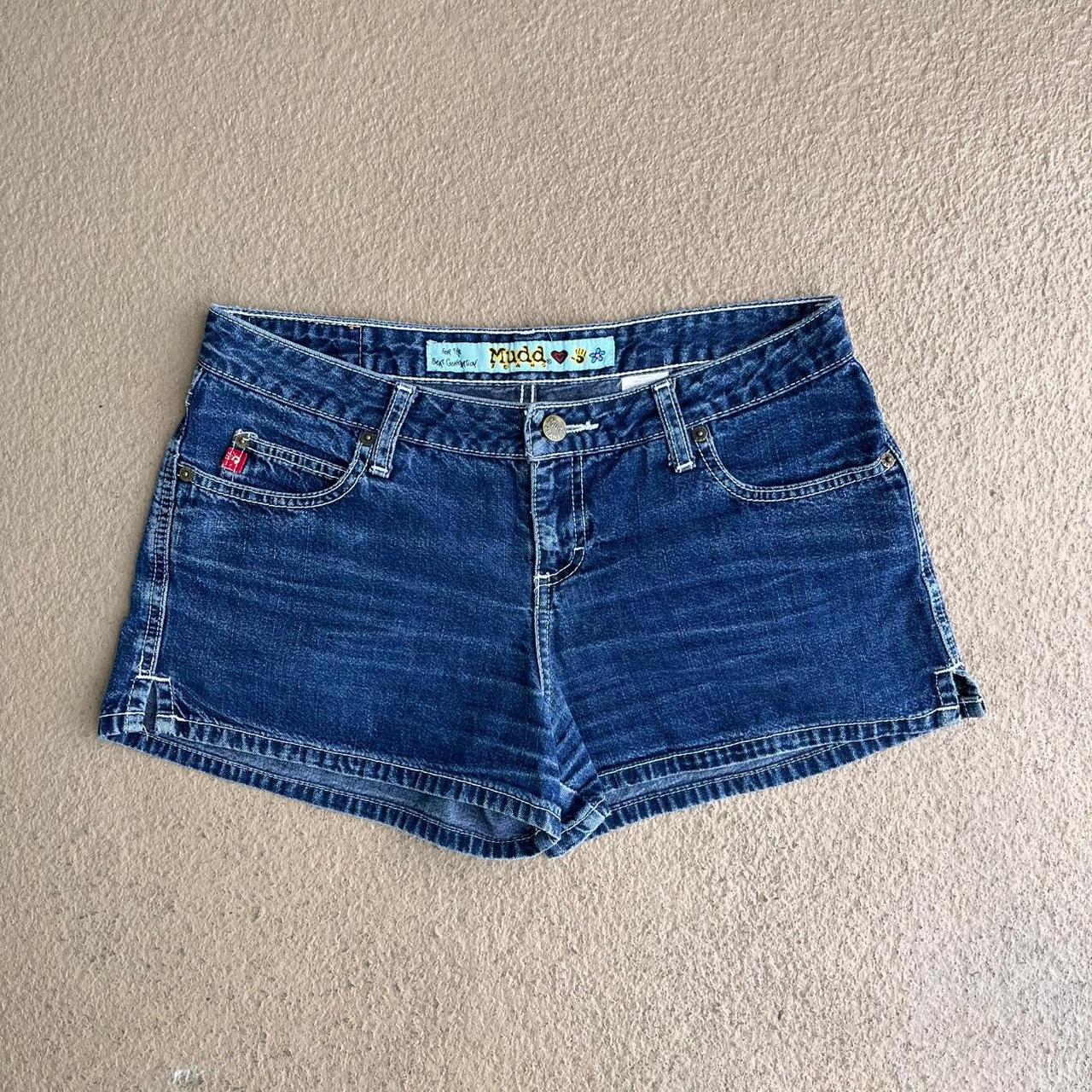 item listed by wanderandwear
