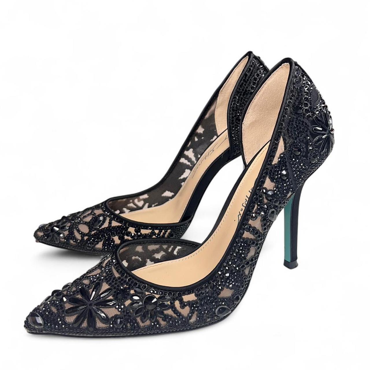 item listed by lemonliv