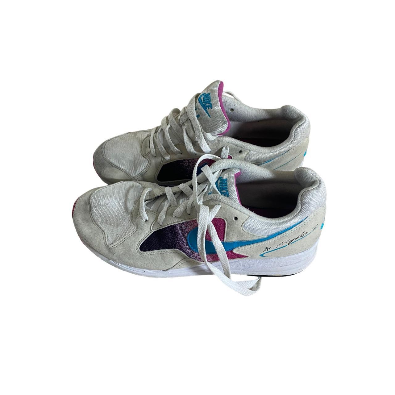 nike skylon trainers