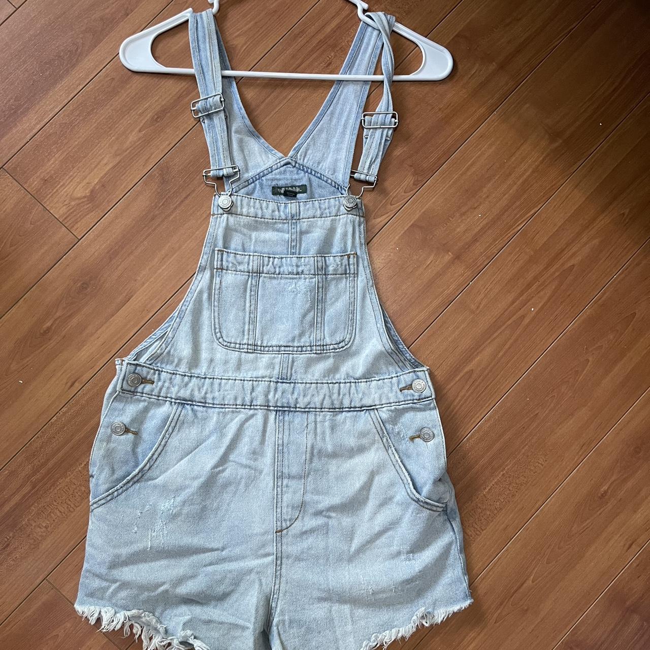 item listed by kariiotano