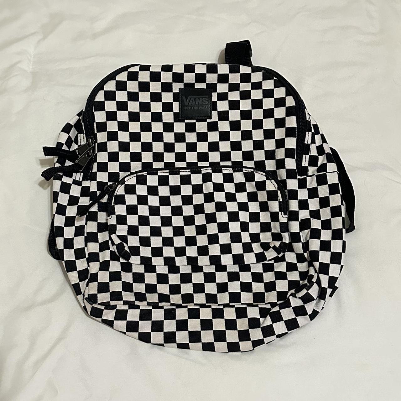 Black and white checkered vans bag best sale