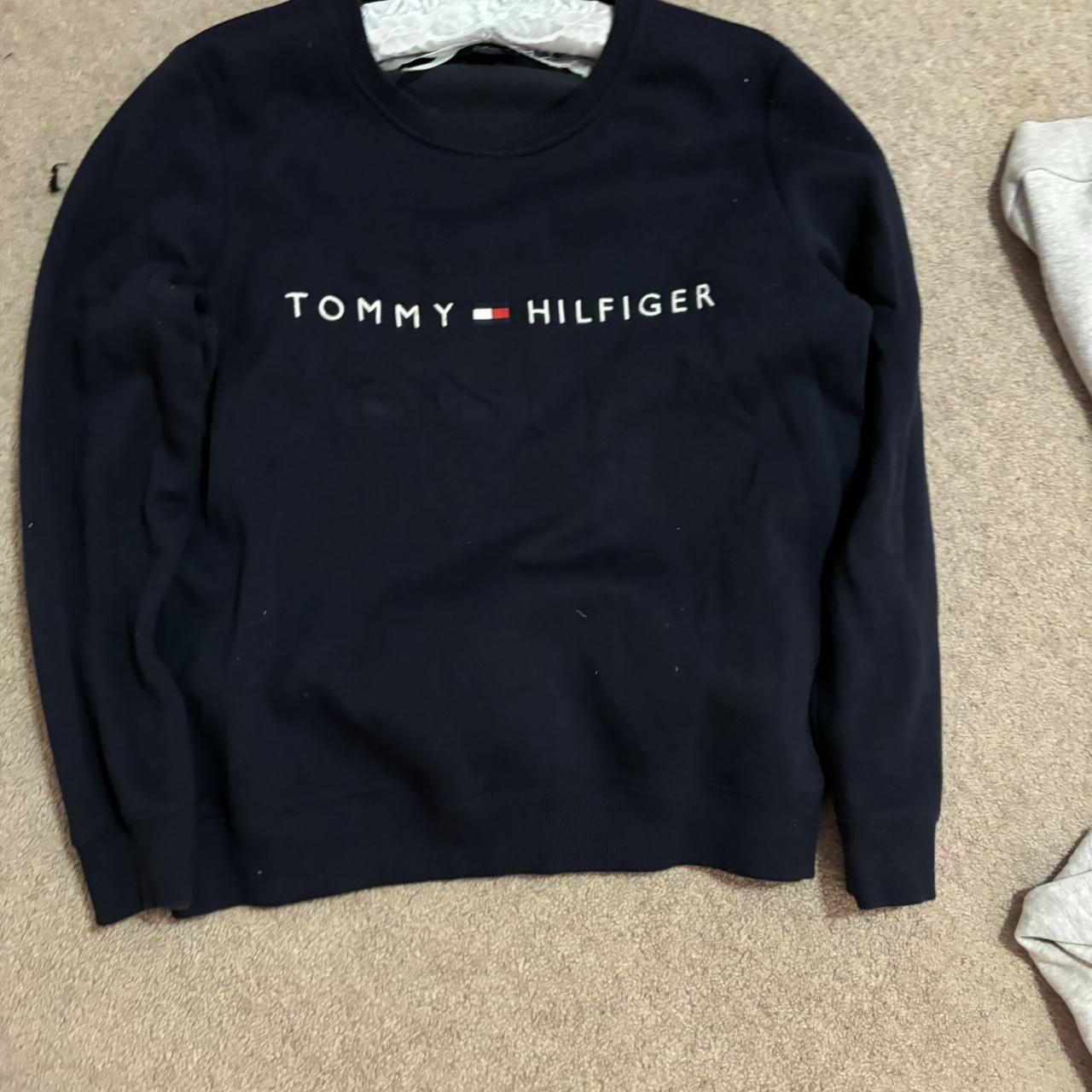 tommy navy jumper - Depop