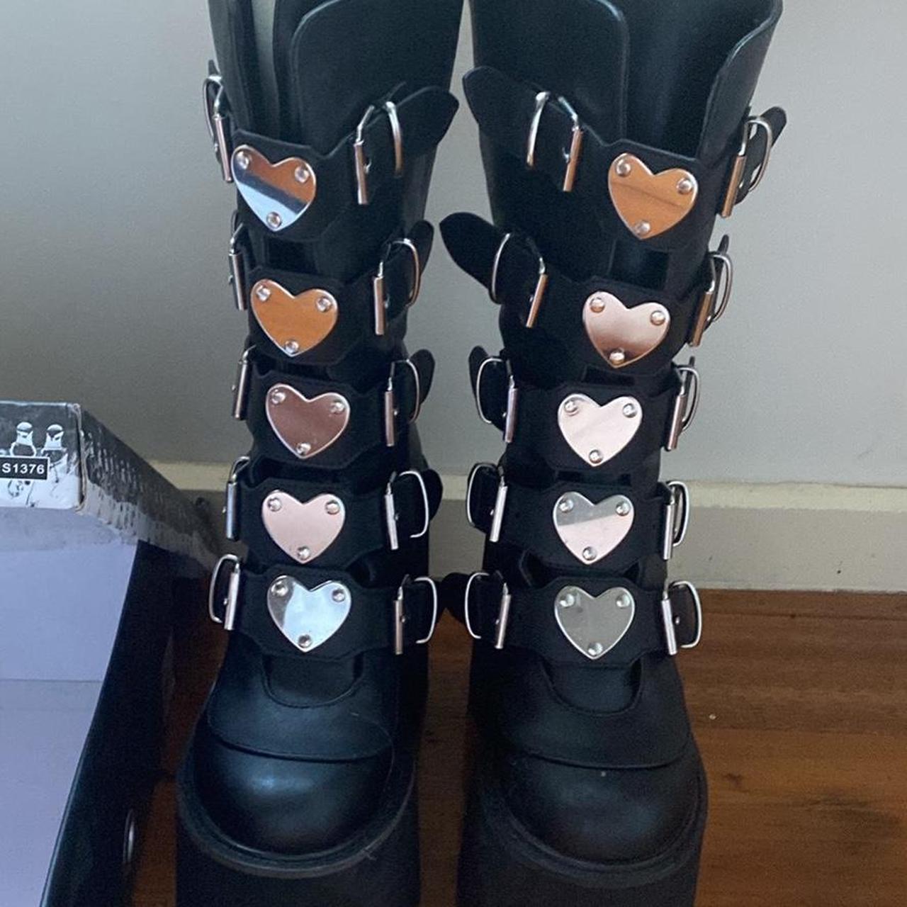 demonia swing 230 black