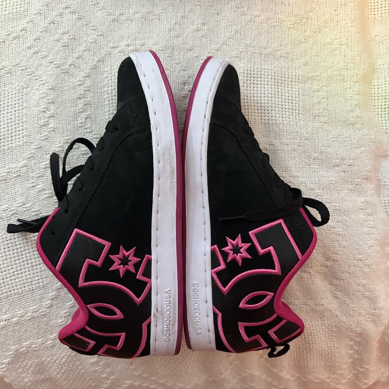 Womens pink and hot sale black dc shoes