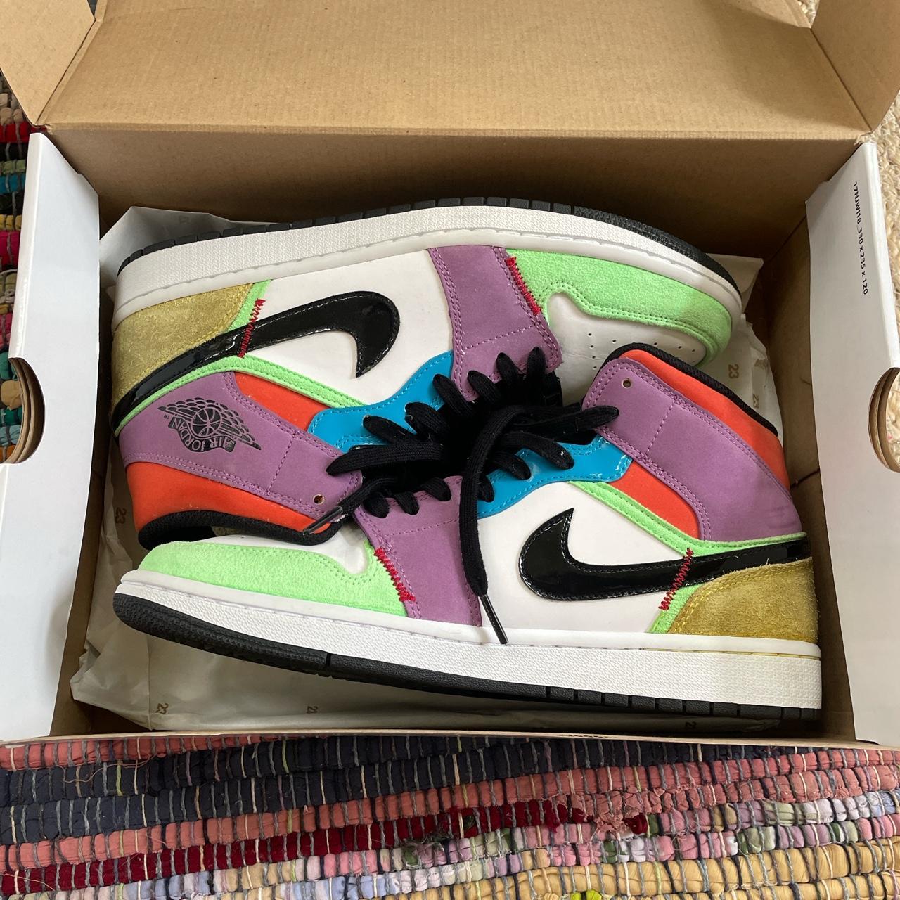 womens jordan 1 lightbulb