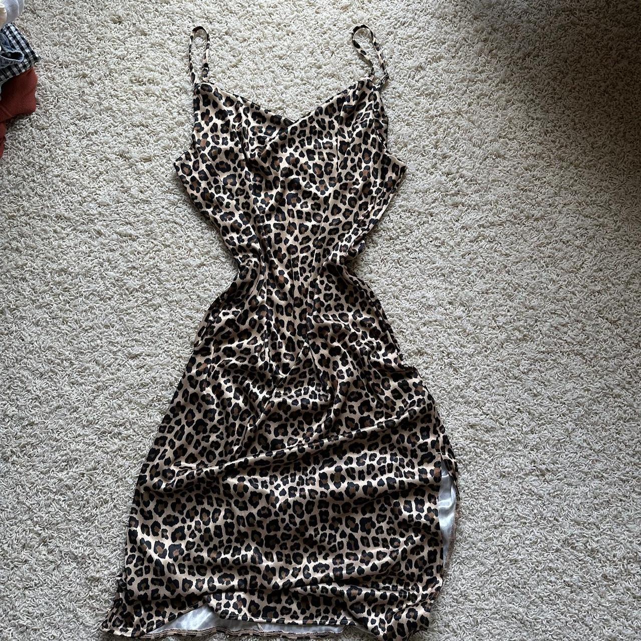 H&m leopard print slip dress hotsell