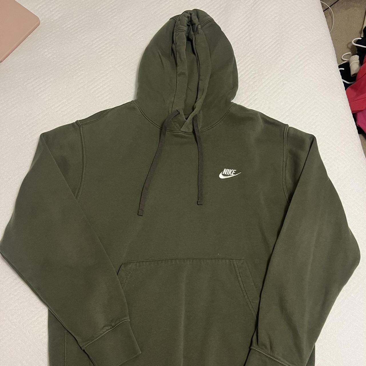 LQQK! Nike Sweats Army selling Green/White Assorted Sizes