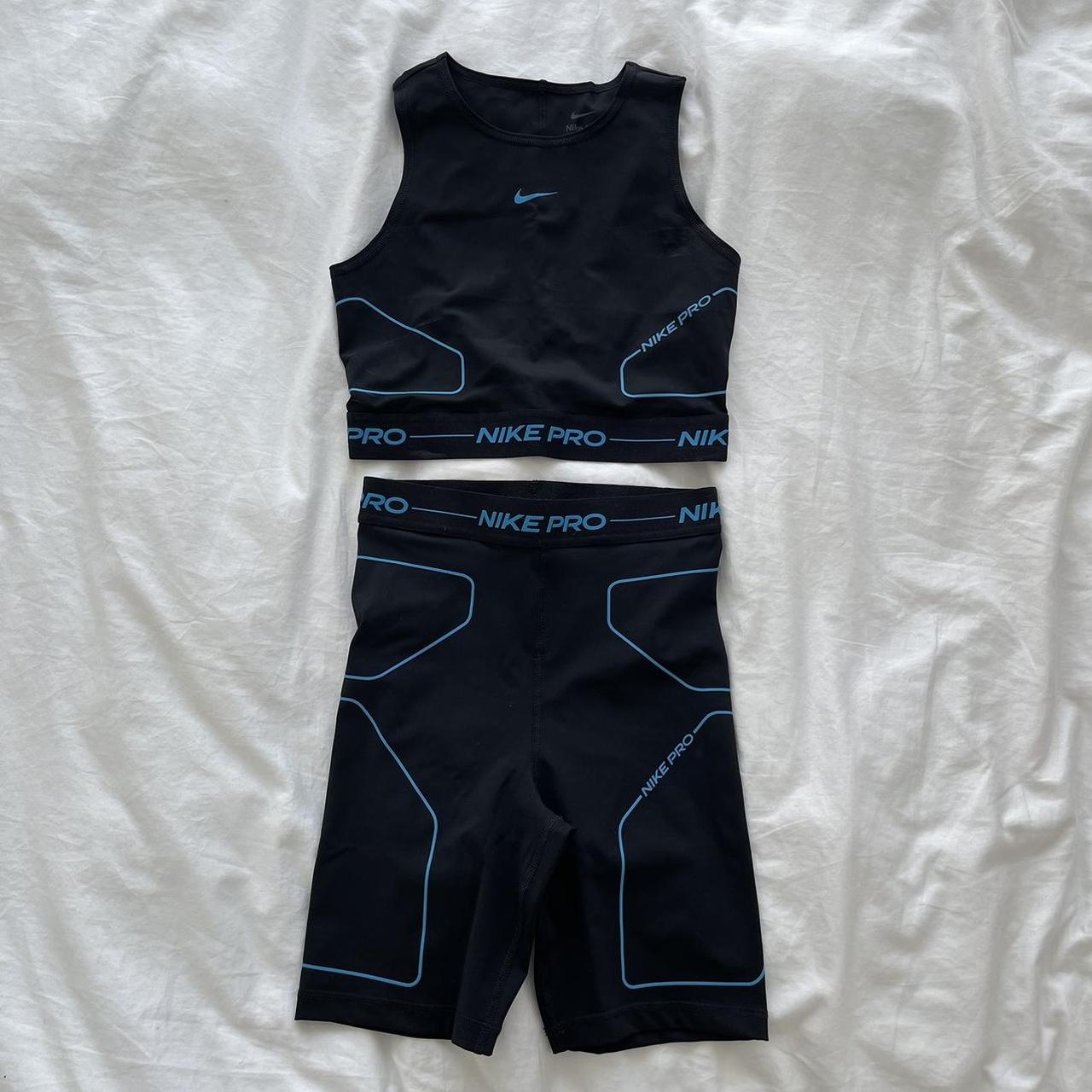 Nike Women's Shorts Black/Blue XS – Nike Pro Dri Fit training