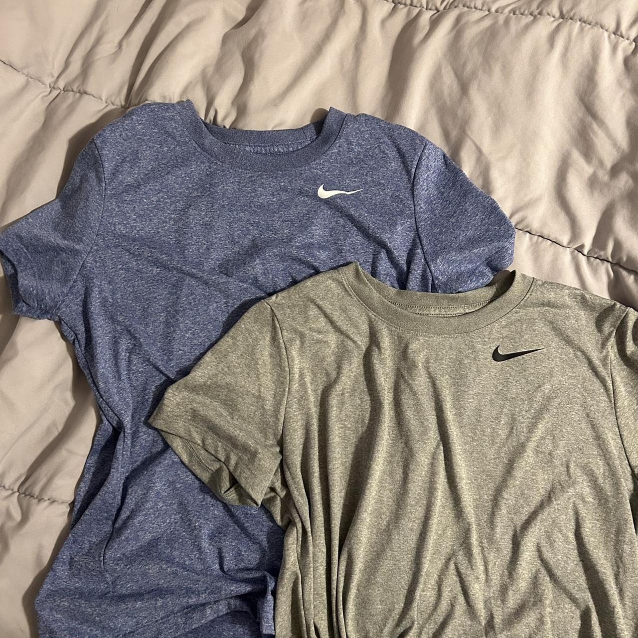 Nike Women's T-Shirt - Grey - L