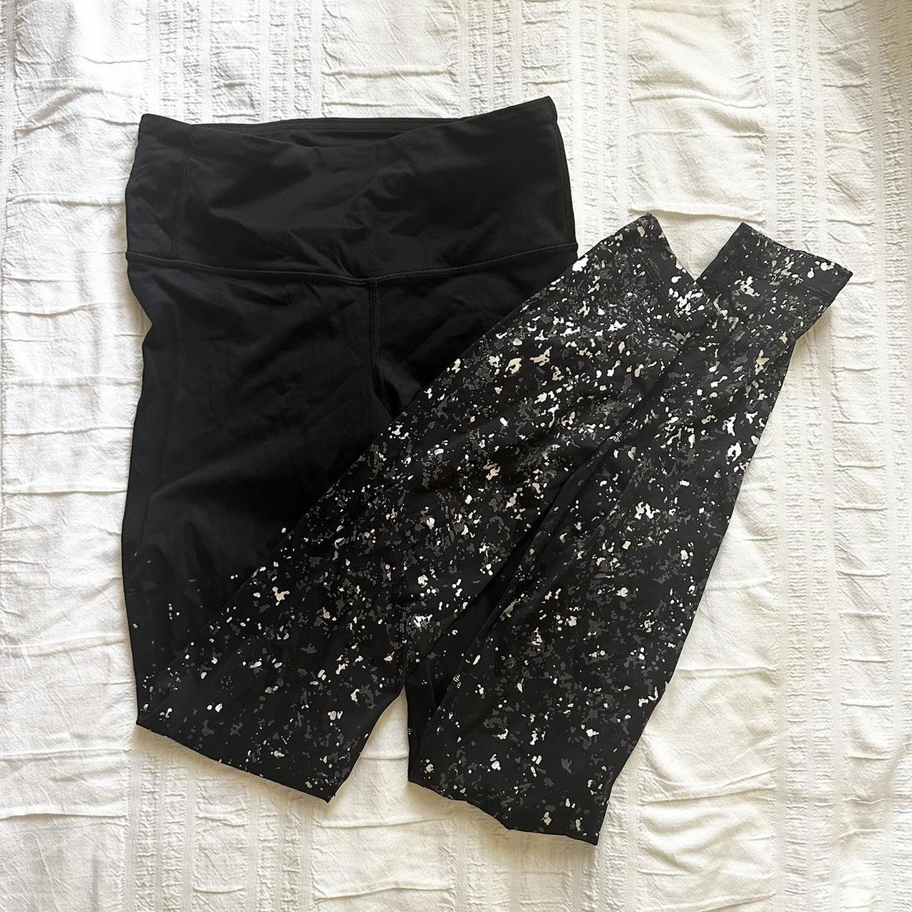 Lululemon Black/White Pattern Leggings Size 4 Full... - Depop