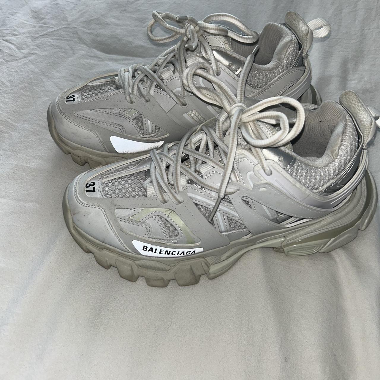 Second hand balenciaga trainers online