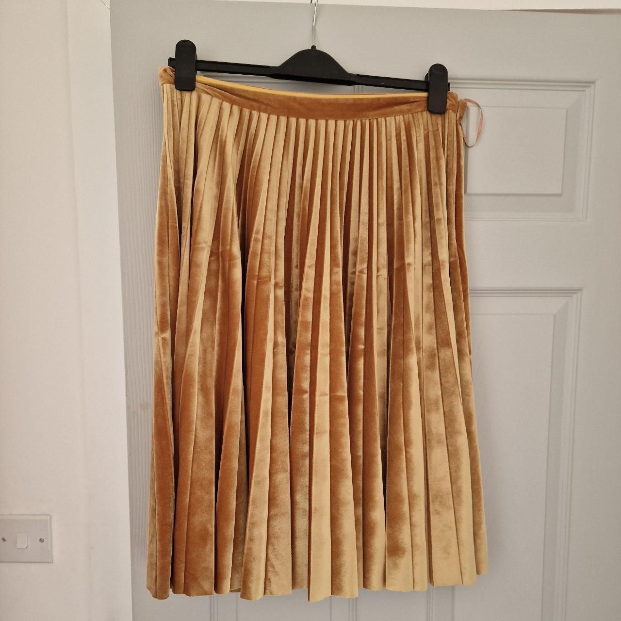 Topshop gold 2025 velvet pleated skirt