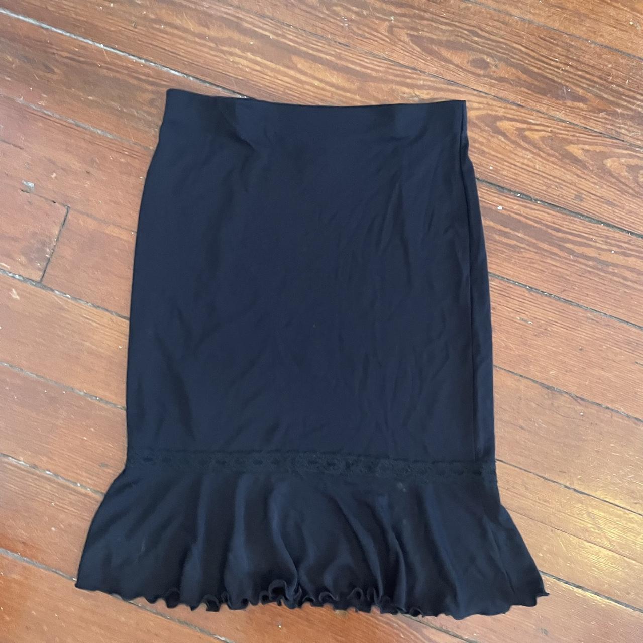 Ruffled peasant outlet skirt