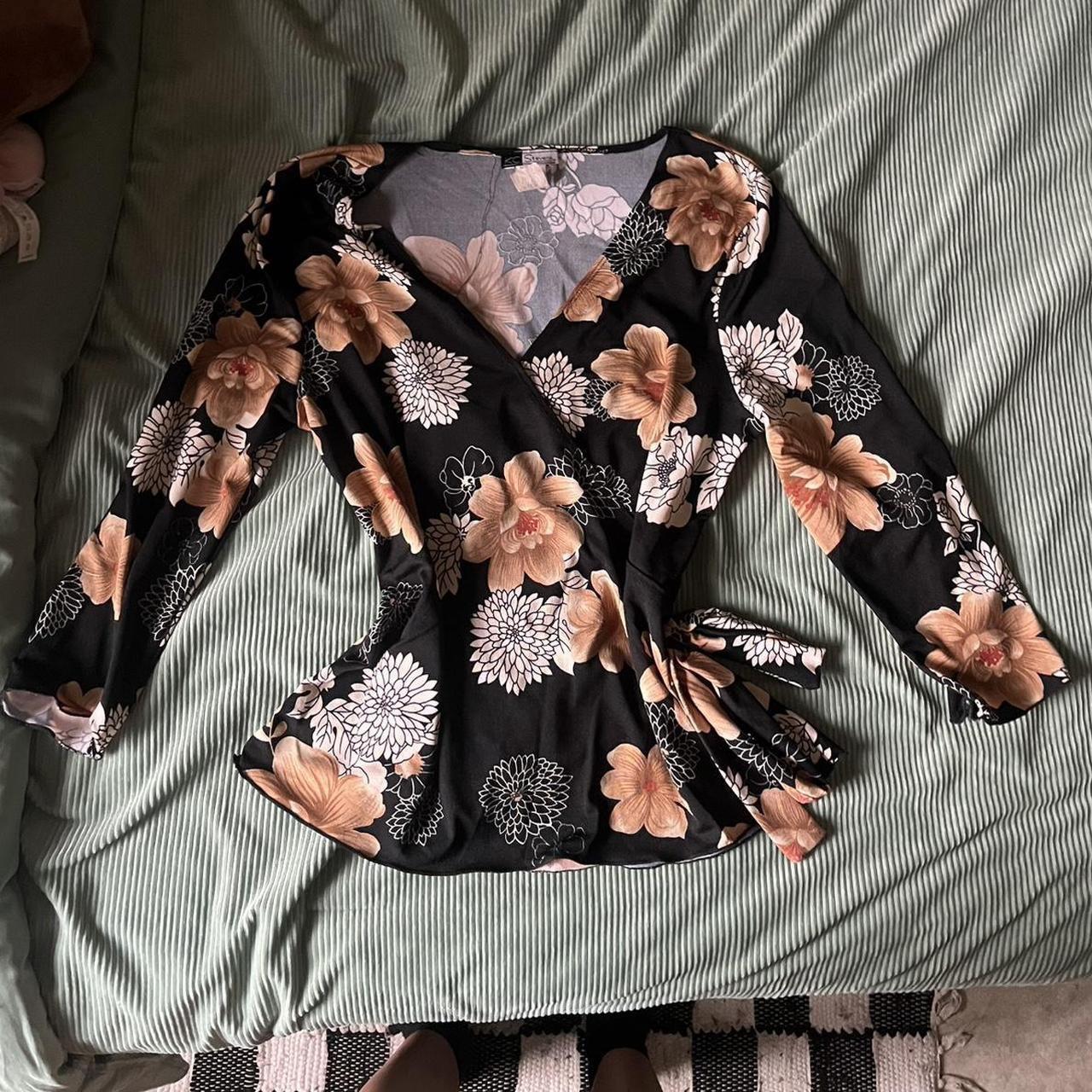 item listed by _cherry_thrifts