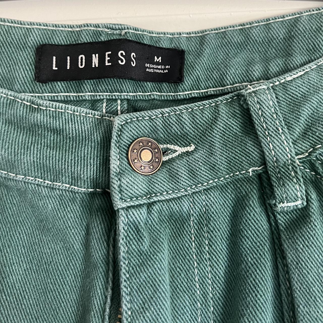 Green lioness carpenter cargo pant. Size M... - Depop