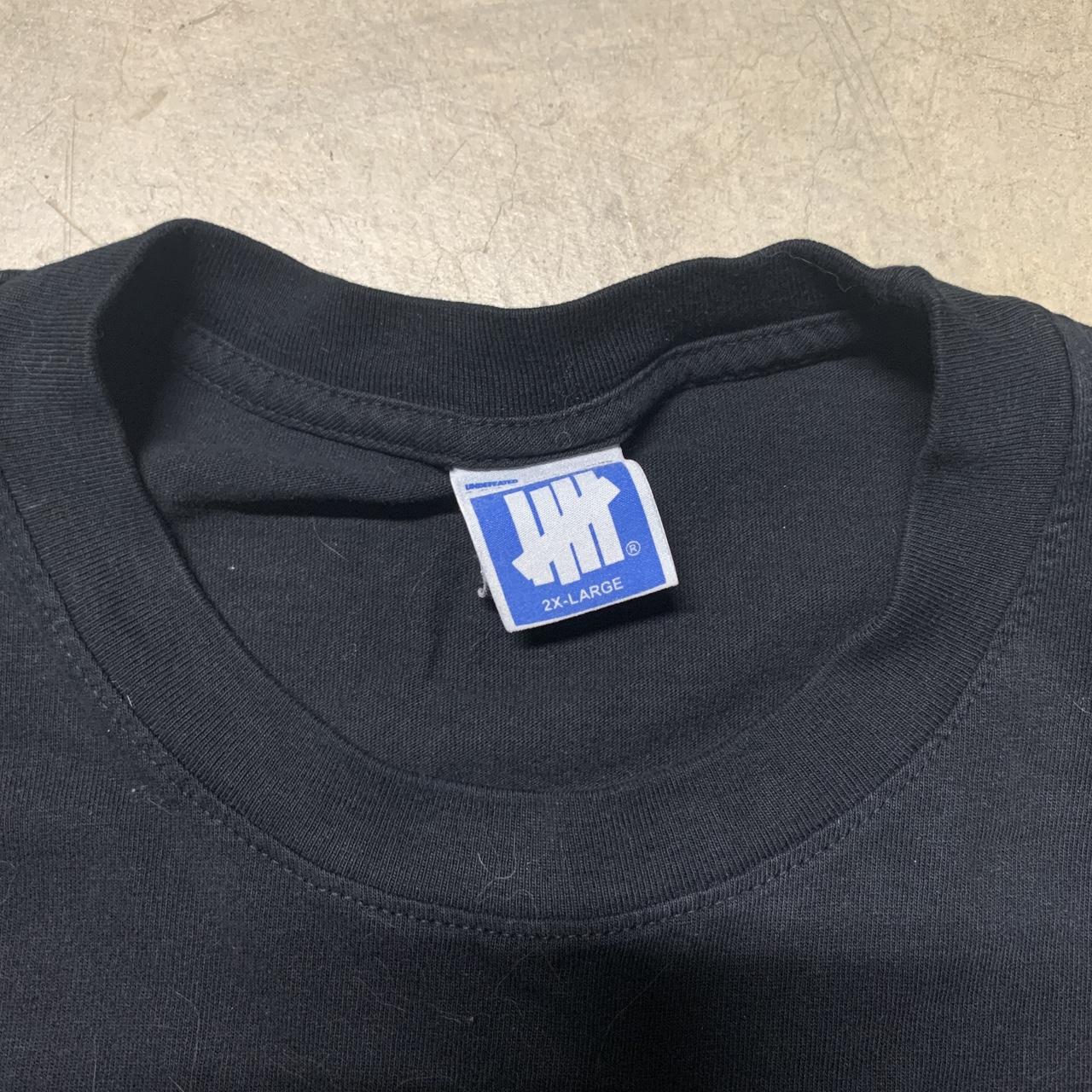 Undefeated Men's Black T-shirt (3)