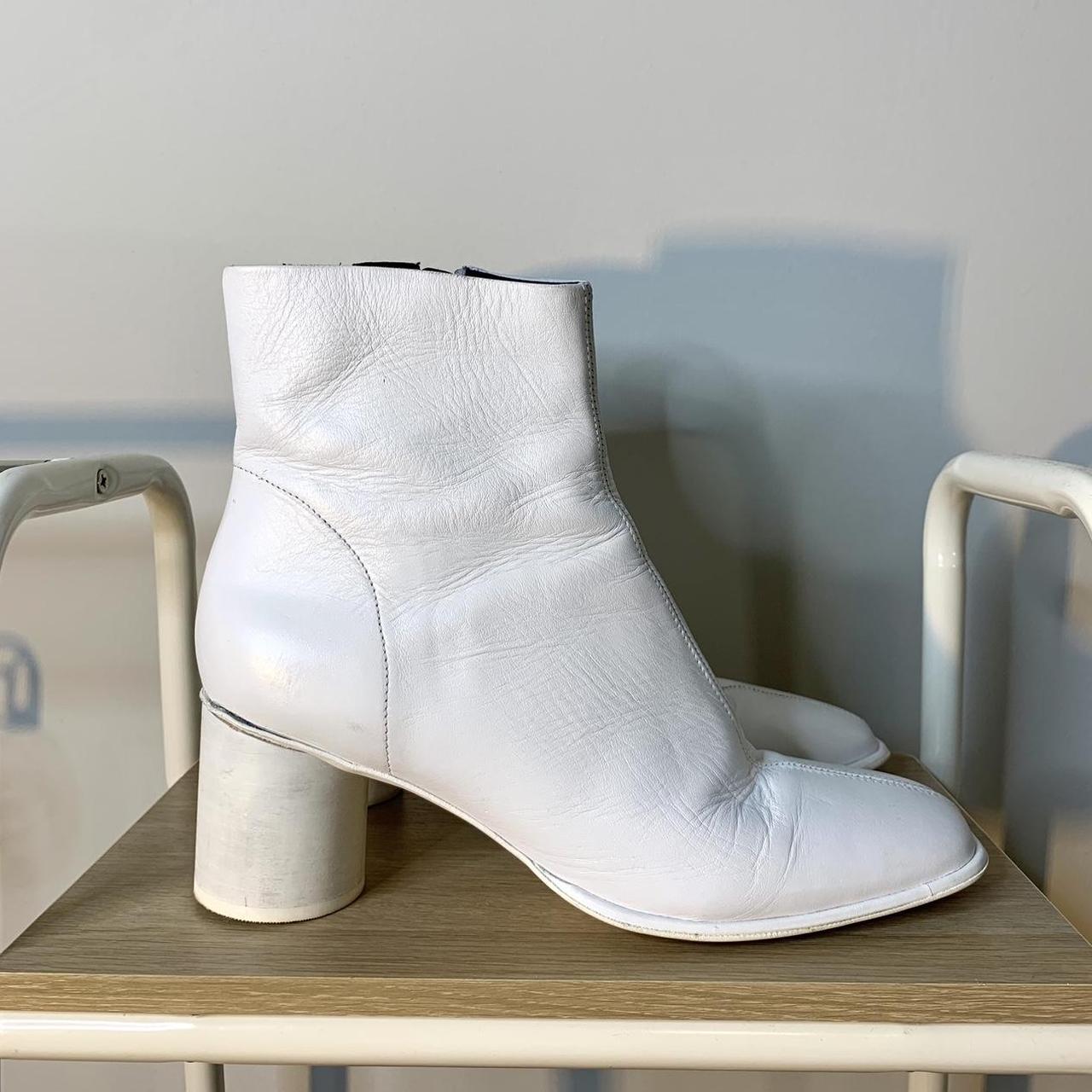 ASOS Men's White Boots Depop