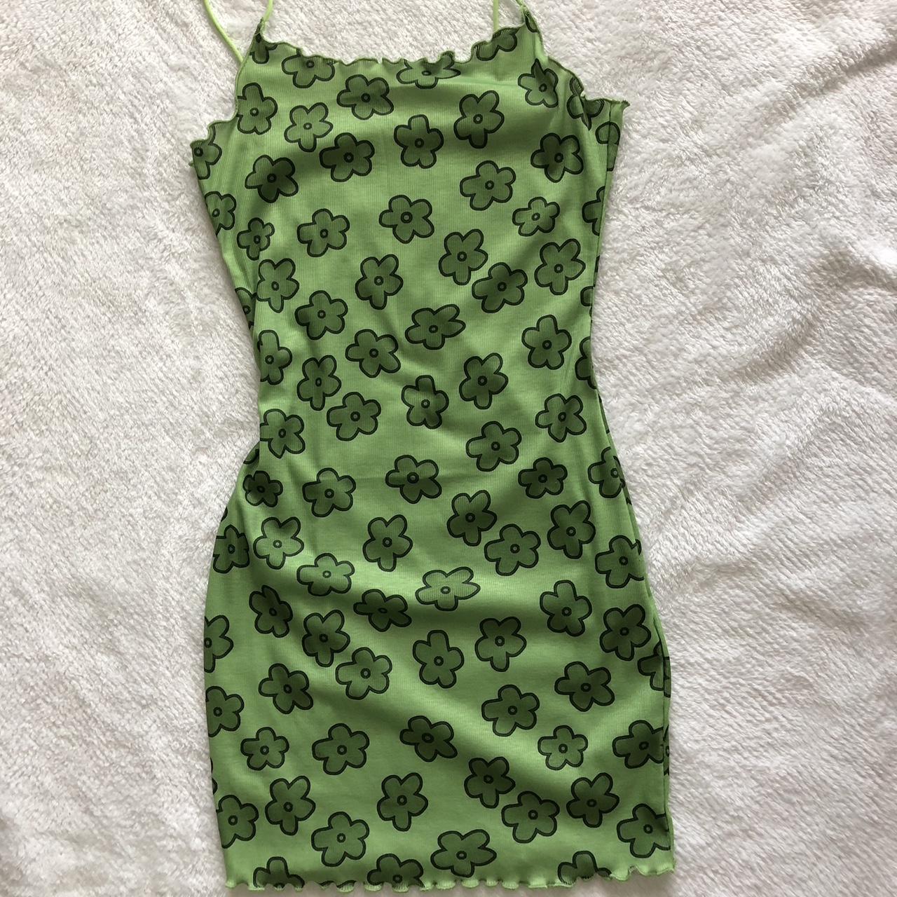 💚 SHEIN Green Dress 💚 Size XS but very stretchy... Depop