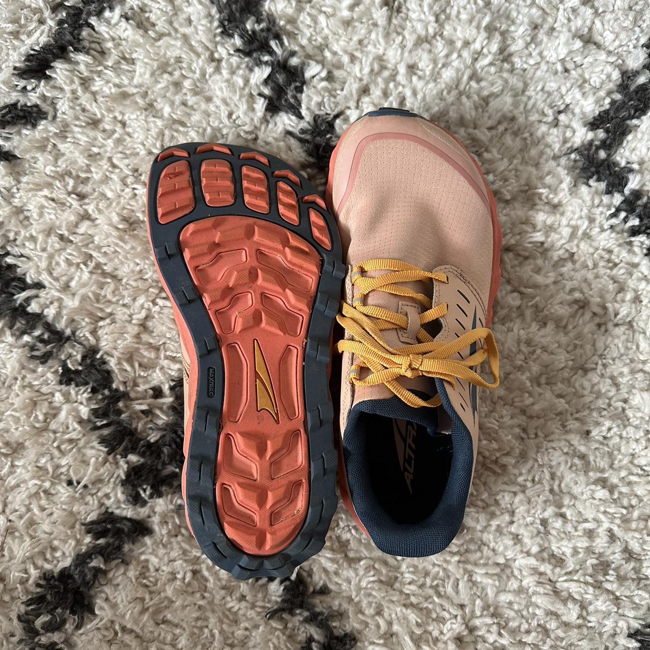 Altra superior 5 running shoes. So comfy, great for... - Depop