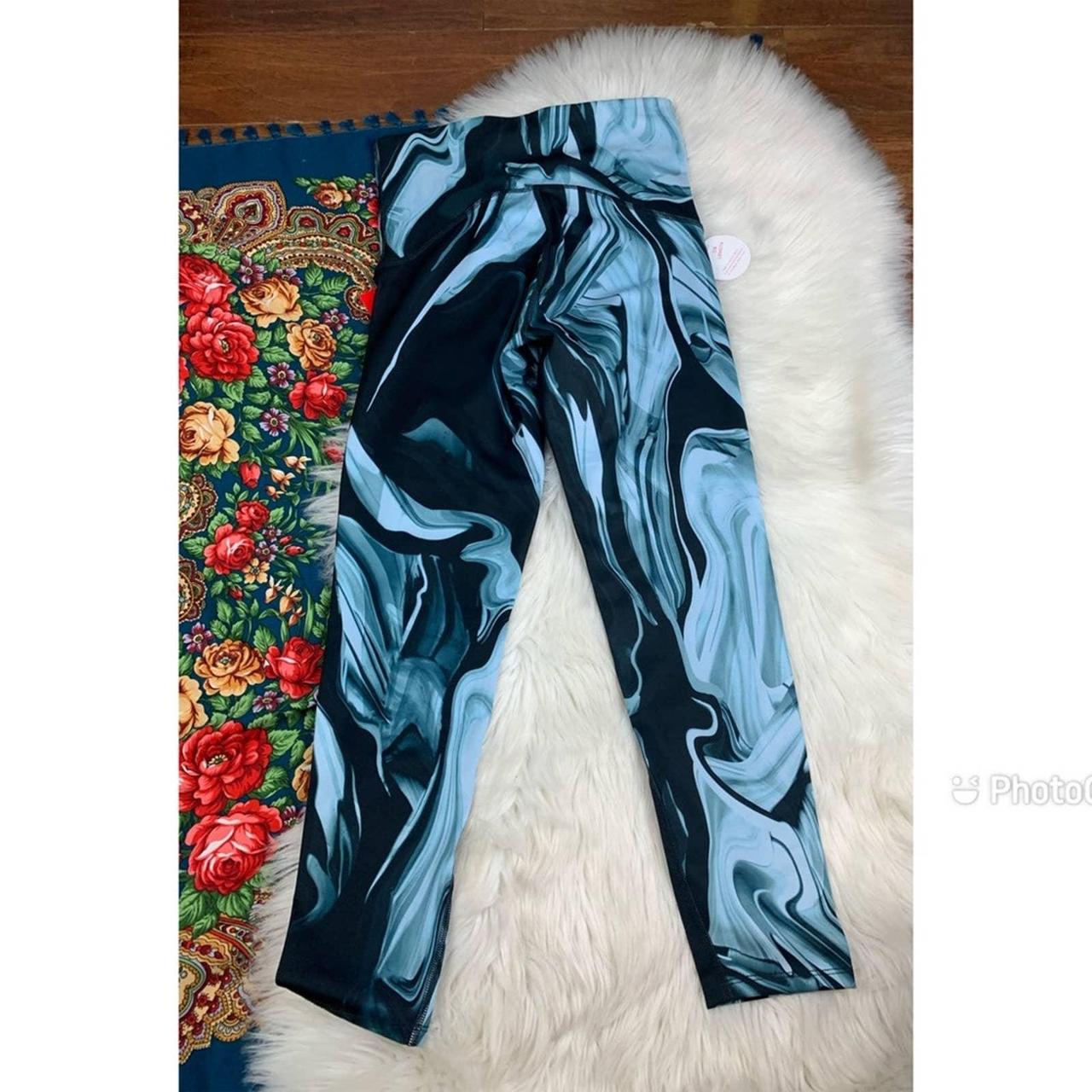 SPANX Booty Boost Active Marbled 7/8 - Depop
