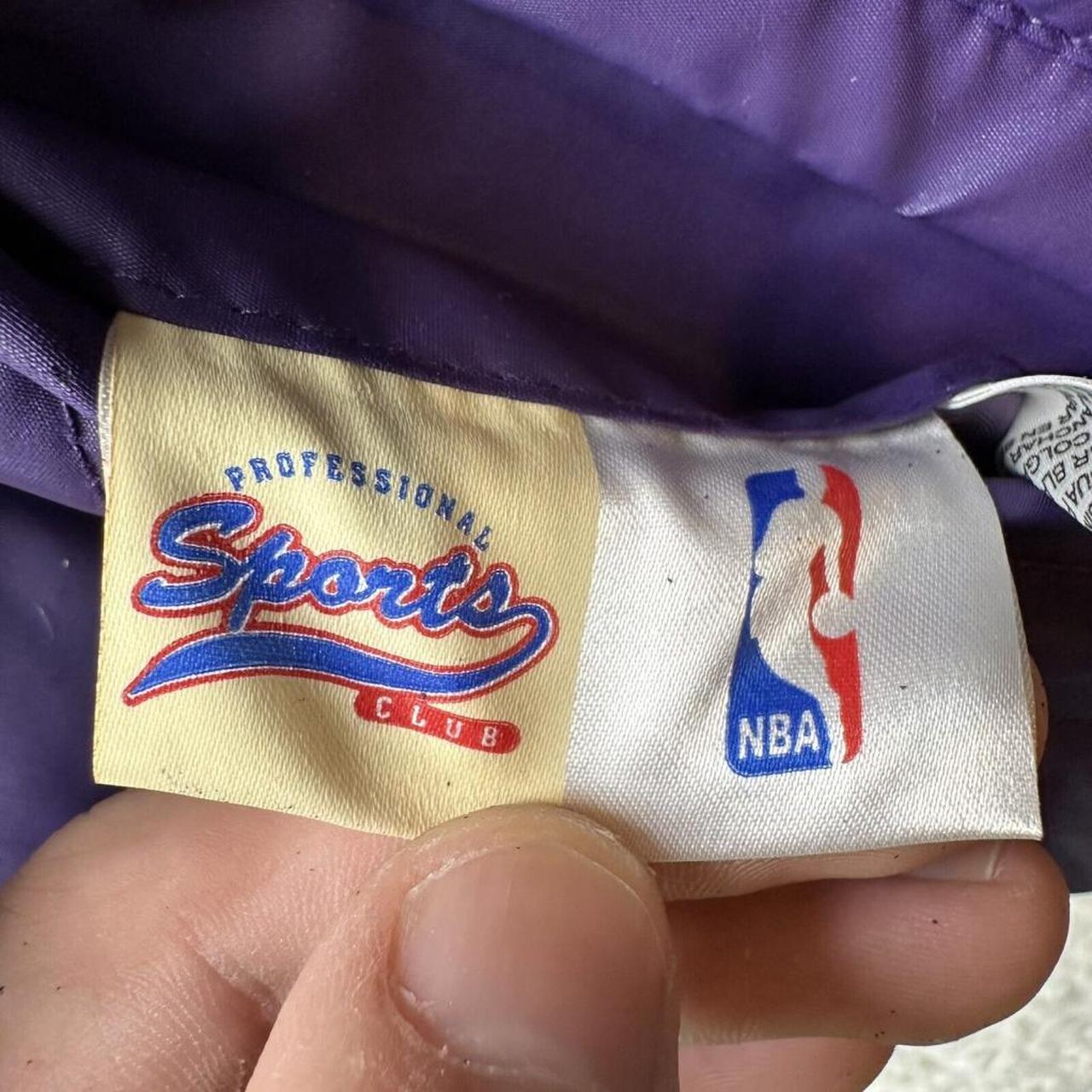 Vintage Los Angeles Lakers Puffer Jacket NBA Pro - Depop