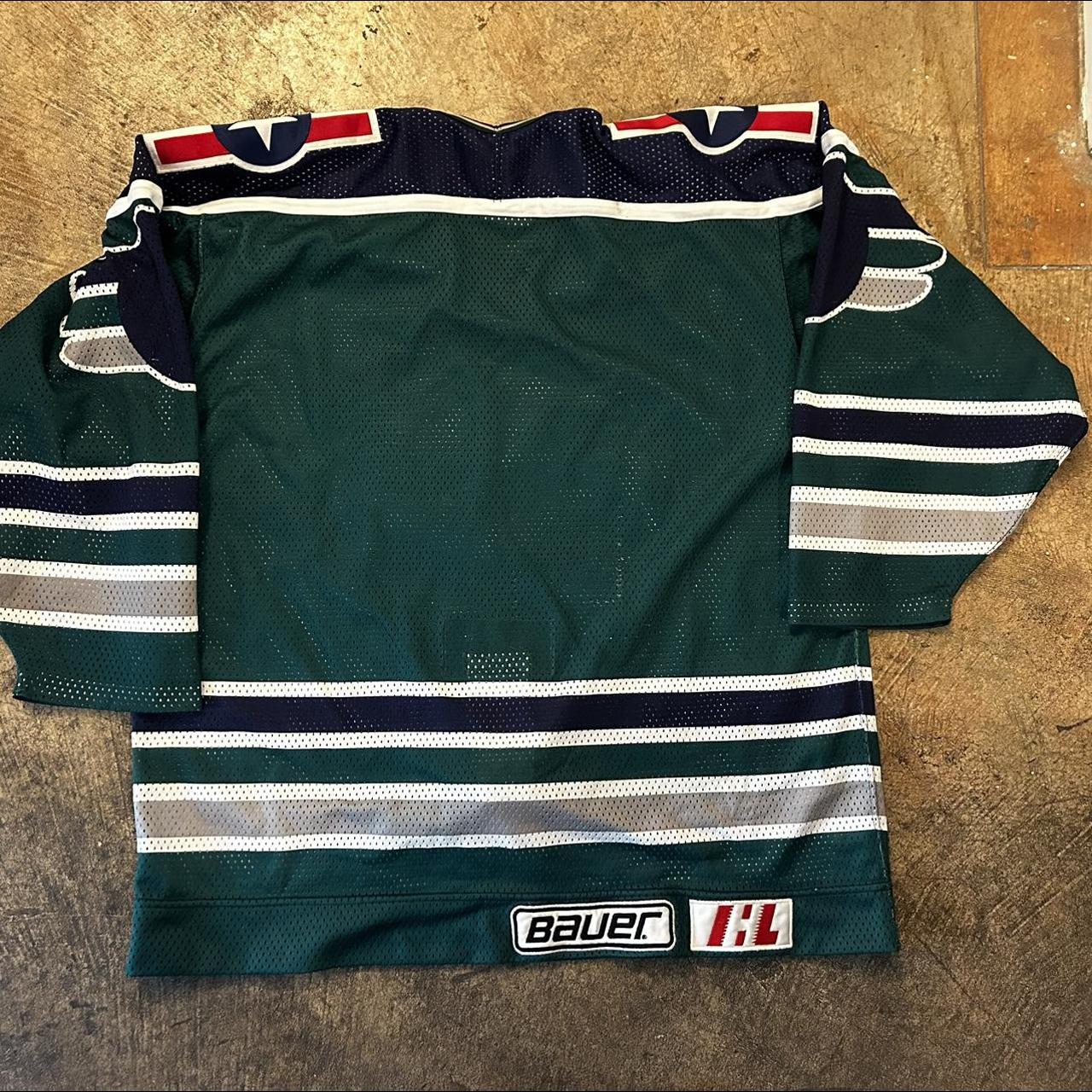 Houston Aeros green hockey jersey *model is 5'8 and - Depop