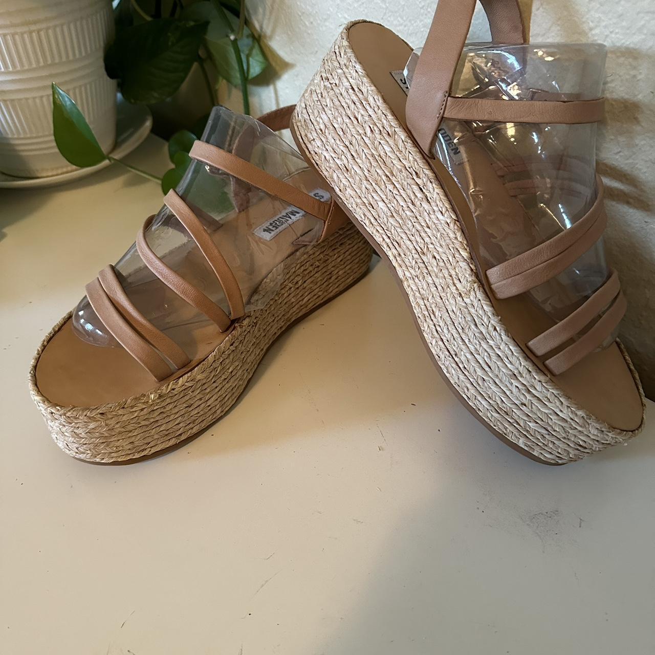 steve madden strappy platform sandals size 8 never