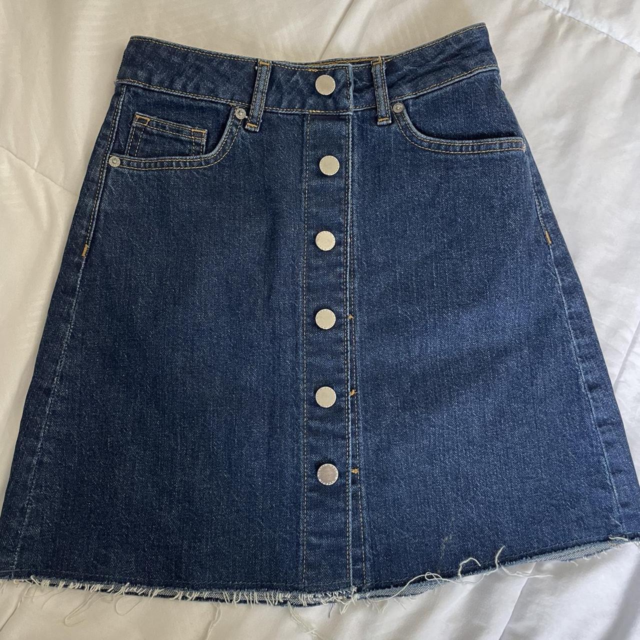 H&M Women's Skirt | Depop