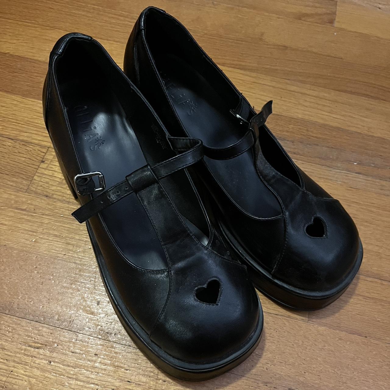 Delia's Women's Black Footwear | Depop