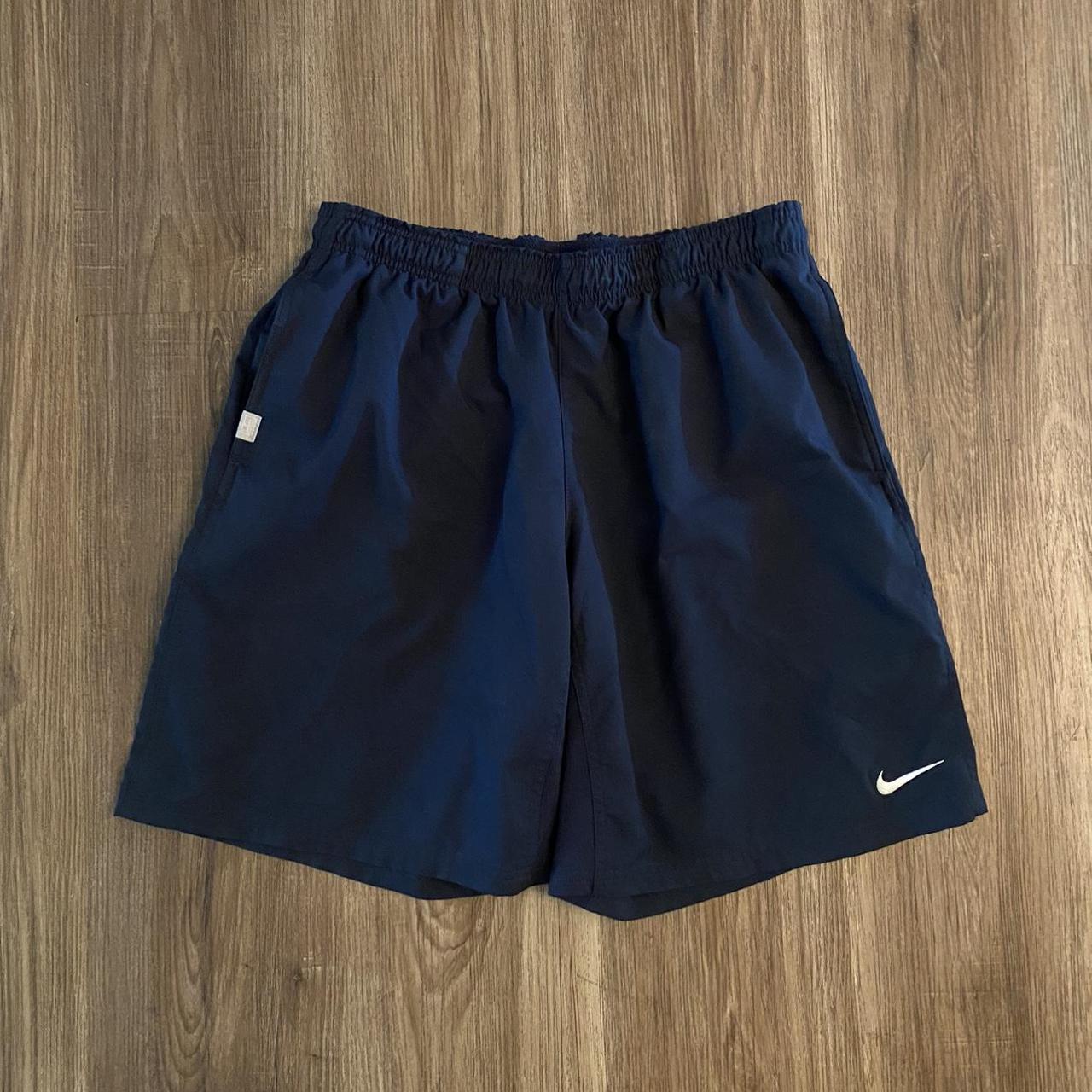 Nike Mens tennis shorts with pockets and back... - Depop