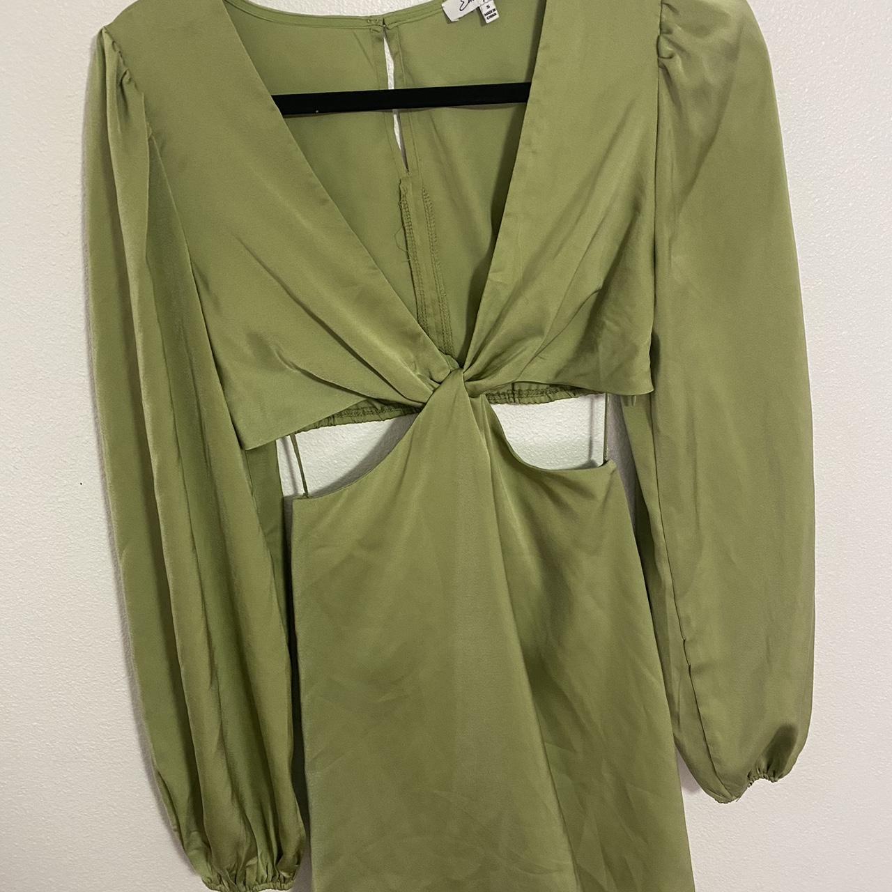 item listed by ari225