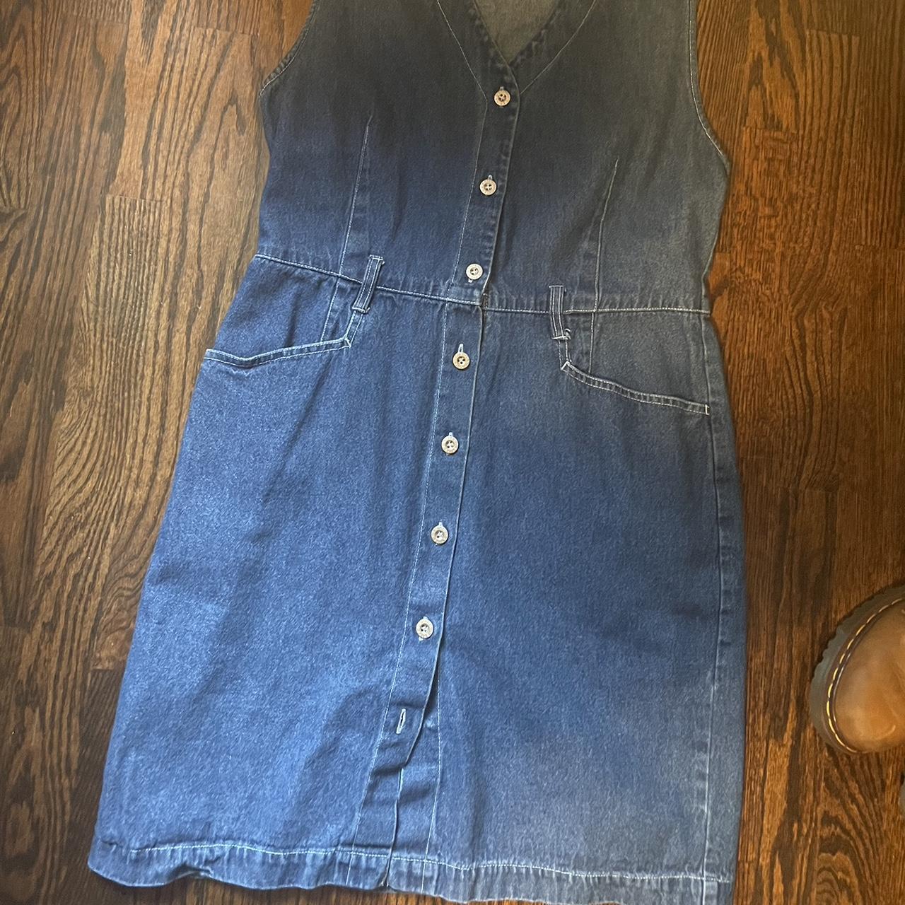 perfect denim dress// best for taller girlies// 70s... - Depop