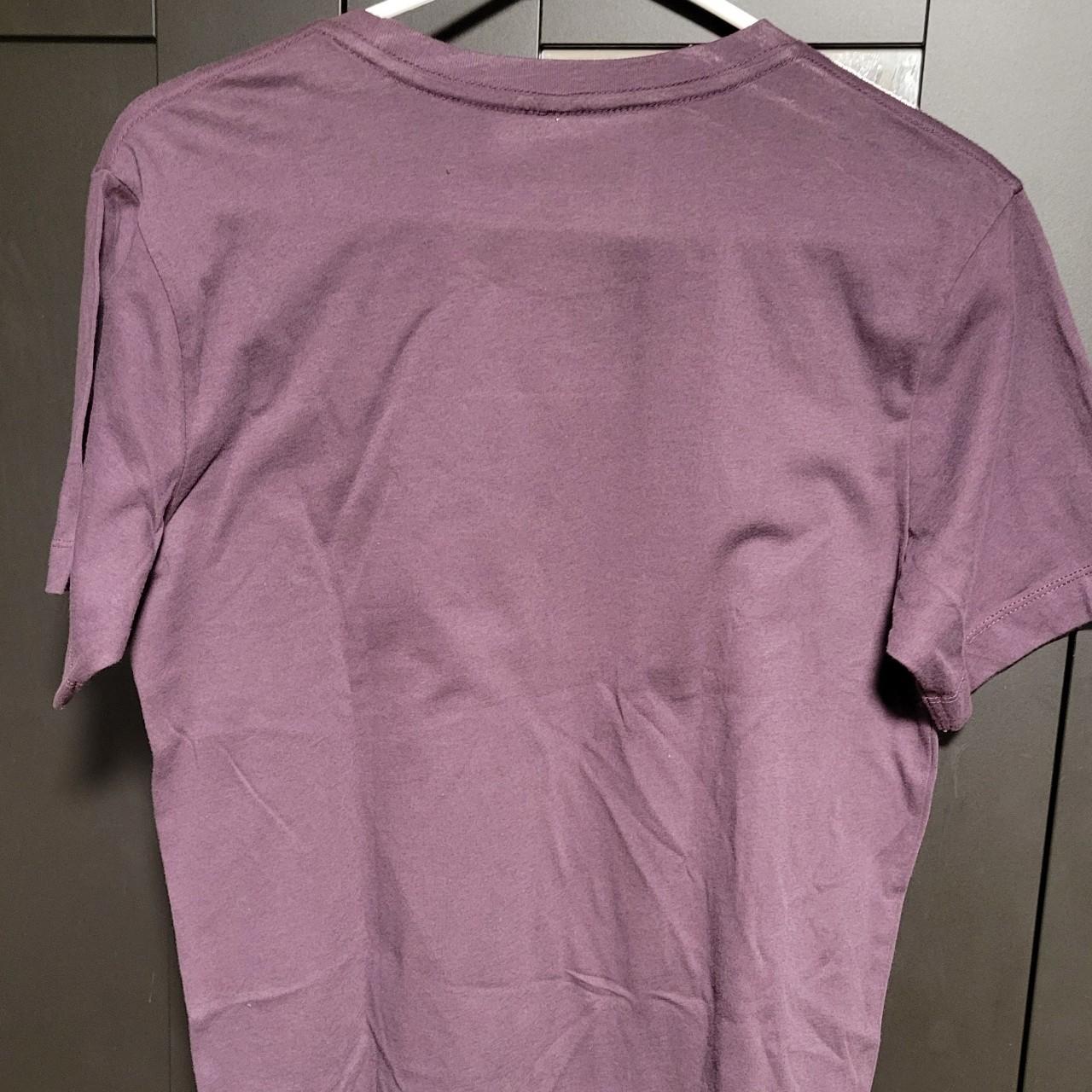 Hot Topic Men's Purple T-shirt (2)