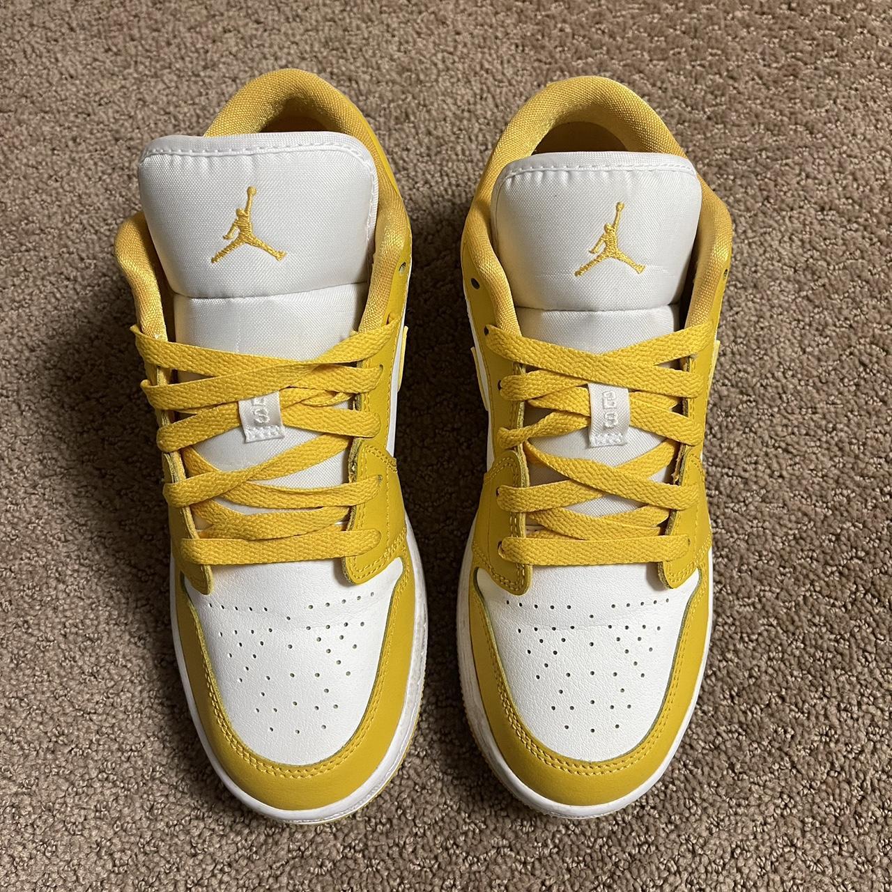 Jordan best sale 1 mustard