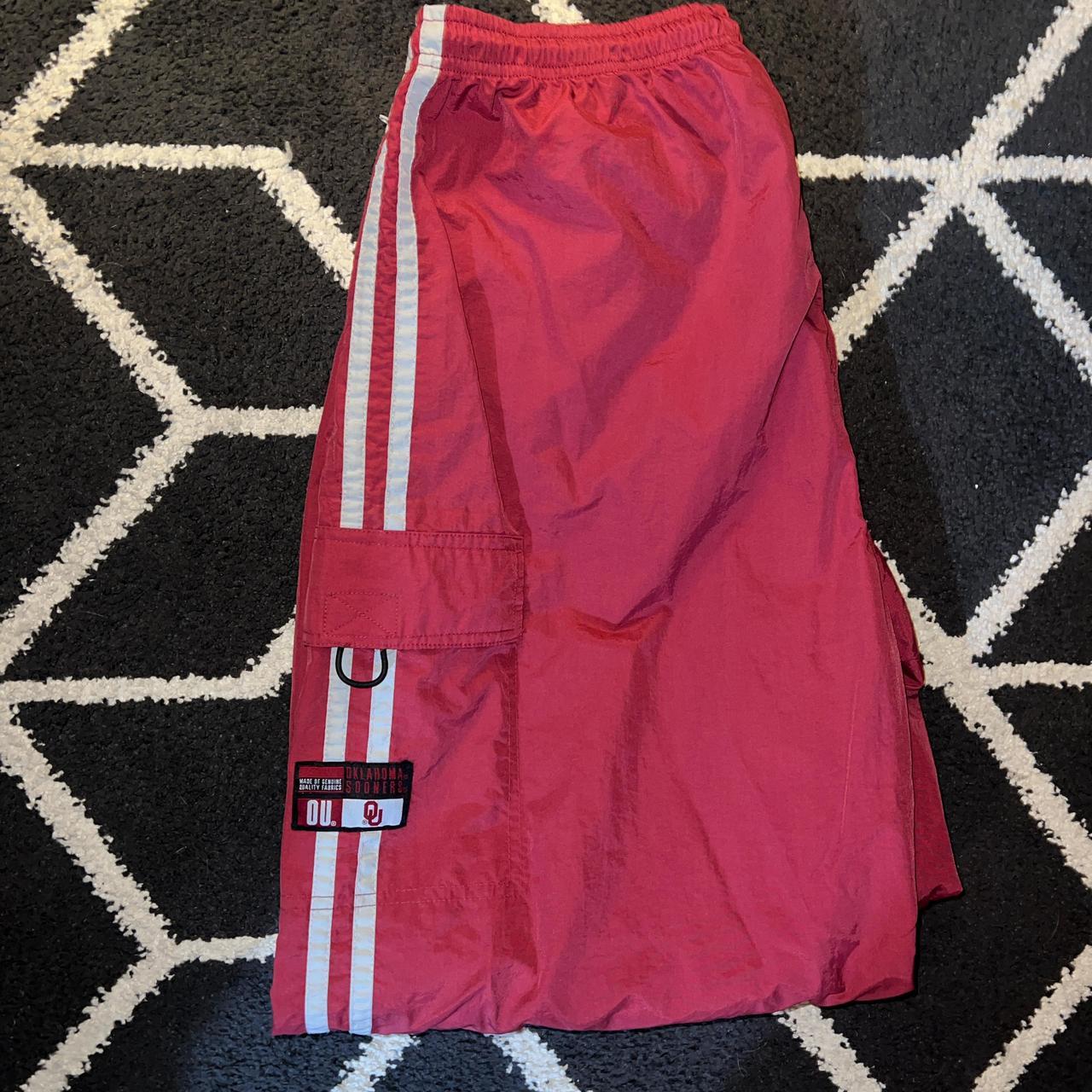 item listed by ekcvntg