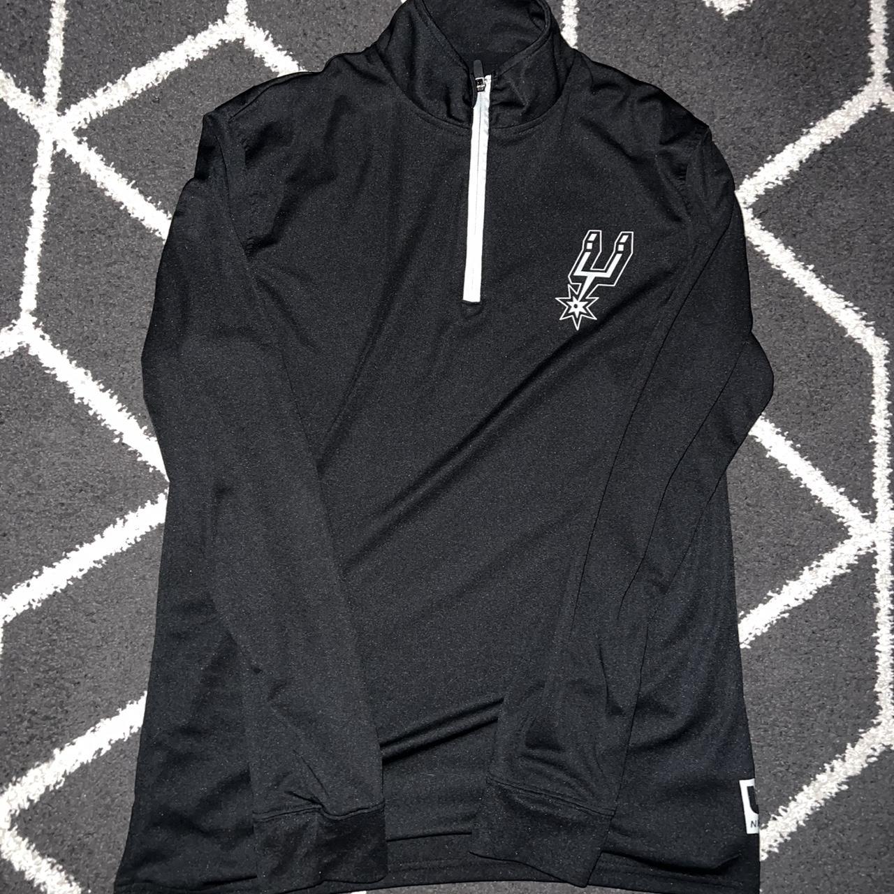 item listed by ekcvntg