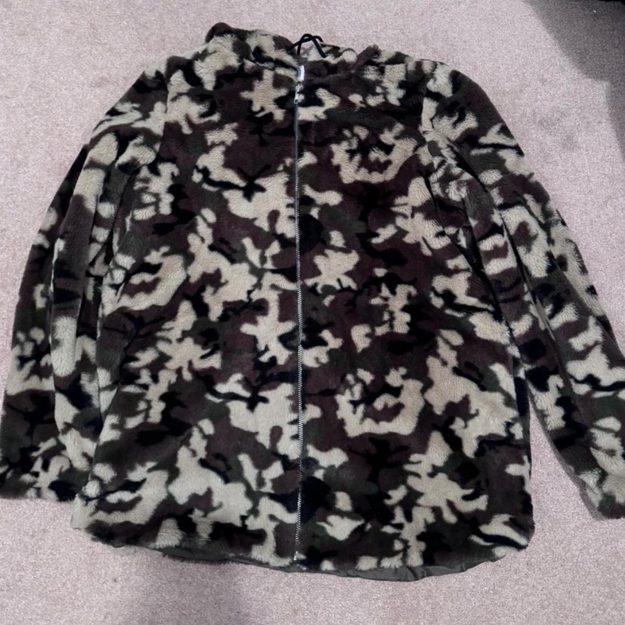 Fluffy camo jacket best sale