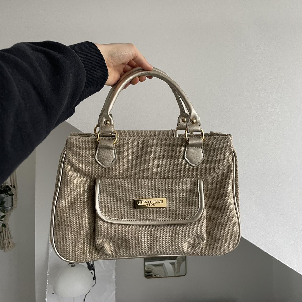 GIORGIO ARMANI 手袋 ベージュ カシミア GIORGIO ARMANI 手袋 ベージュ カシミア（GIORGIO ARMANI - 良品