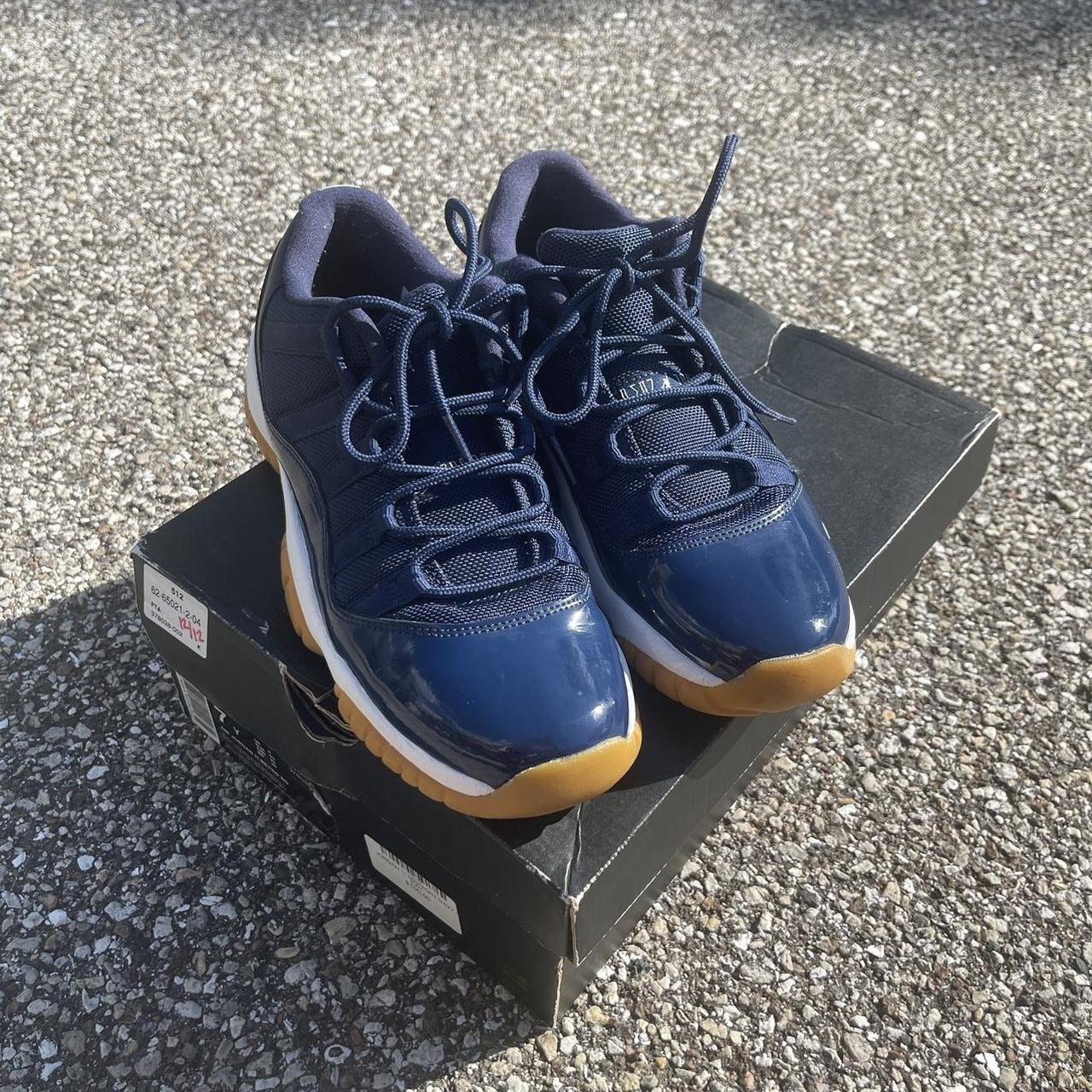 Size 6.5 - Jordan 11 Retro Low Navy Gum 2016