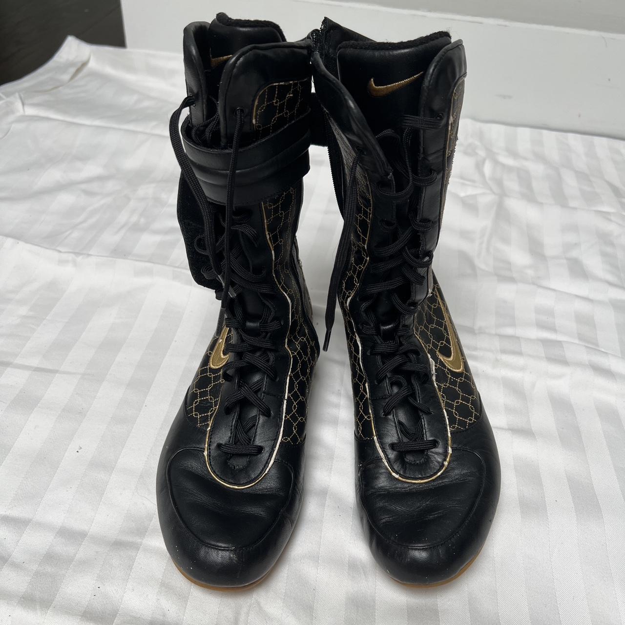 womens gold and black nike shoes